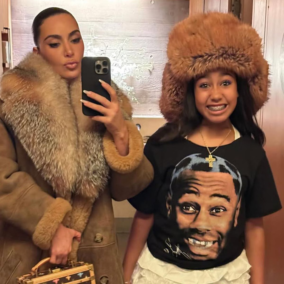 North West vai lançar uma marca? Kim Kardashian dá primeiros passos com registo de nome parecido ao da filha