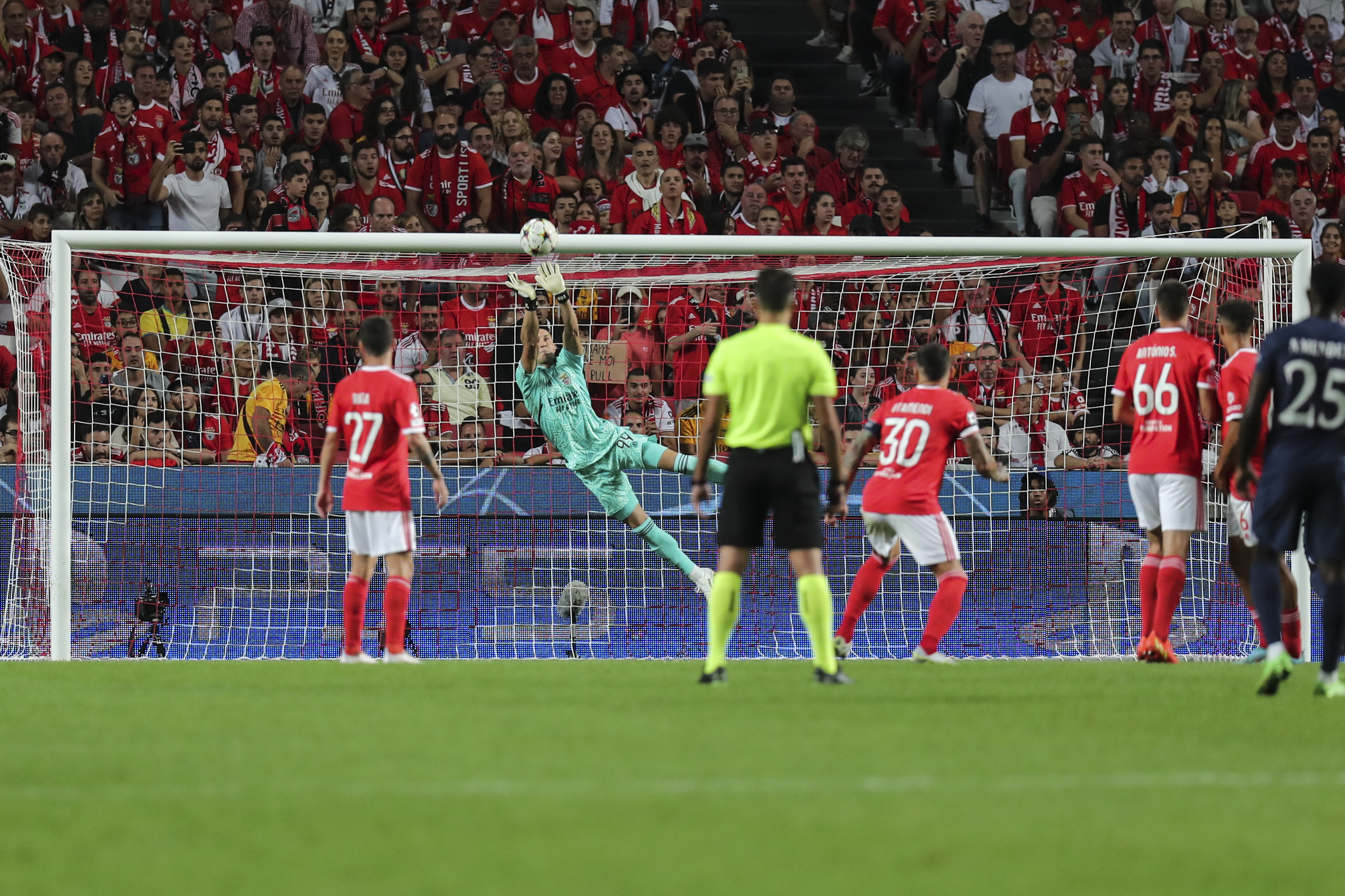 António Silva: É frustrante, o Benfica não pode empatar ou perder jogos