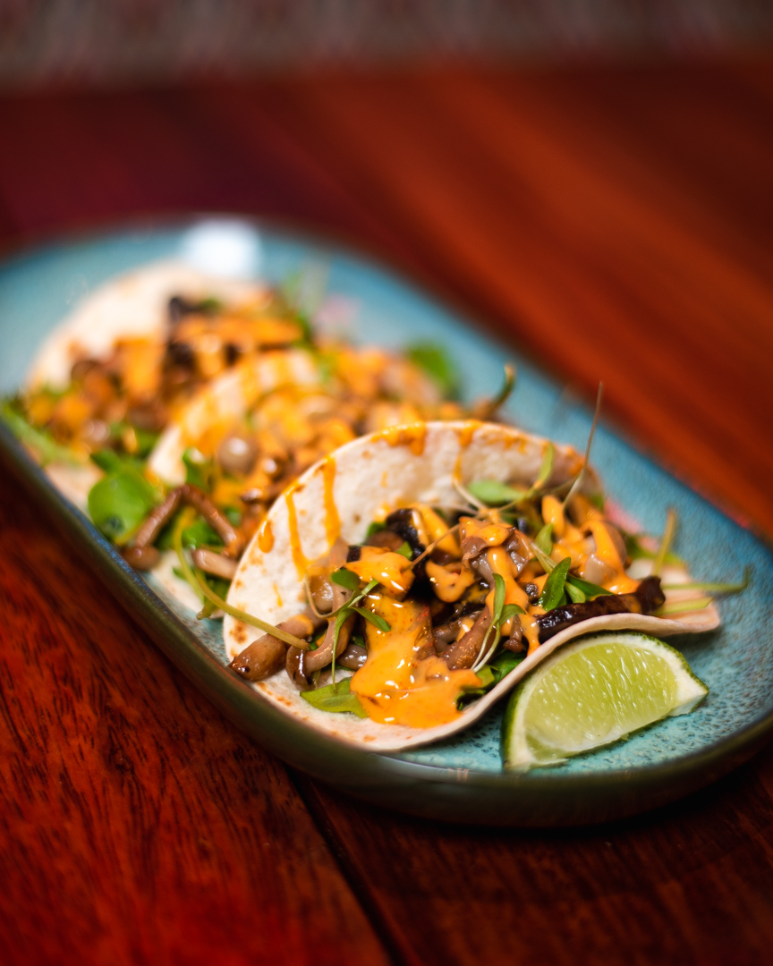 Celebre o Dia Internacional da Tequila com cocktails especiais e um menu exclusivo no Zapata by Chakall