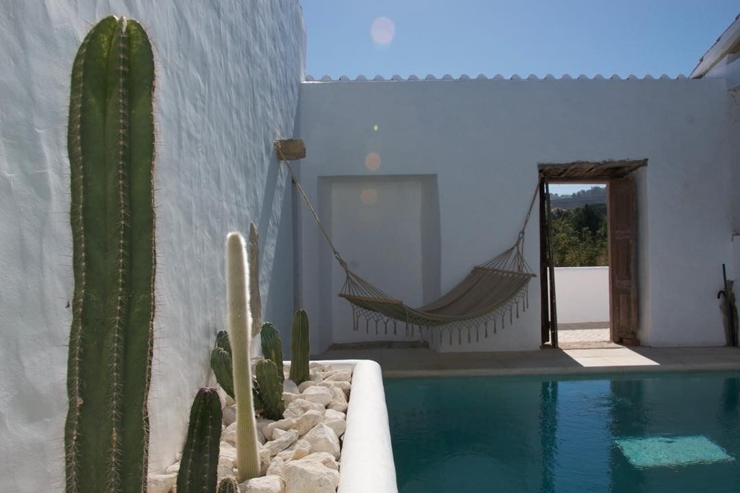 Casa Tudo Bem. O equilíbrio perfeito entre o campo e a praia fica a uma hora de Lisboa