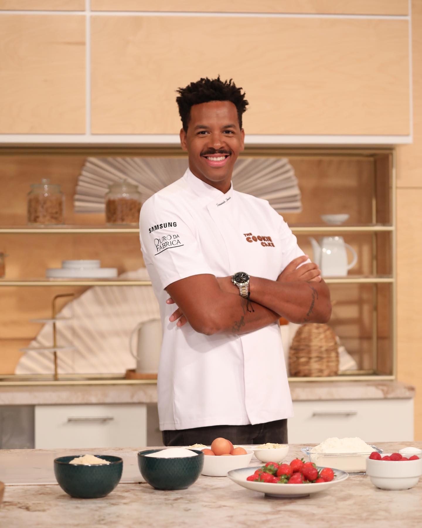 No espaço de um mês, chef Fernando Semedo conheceu novo amor e já vivem juntos