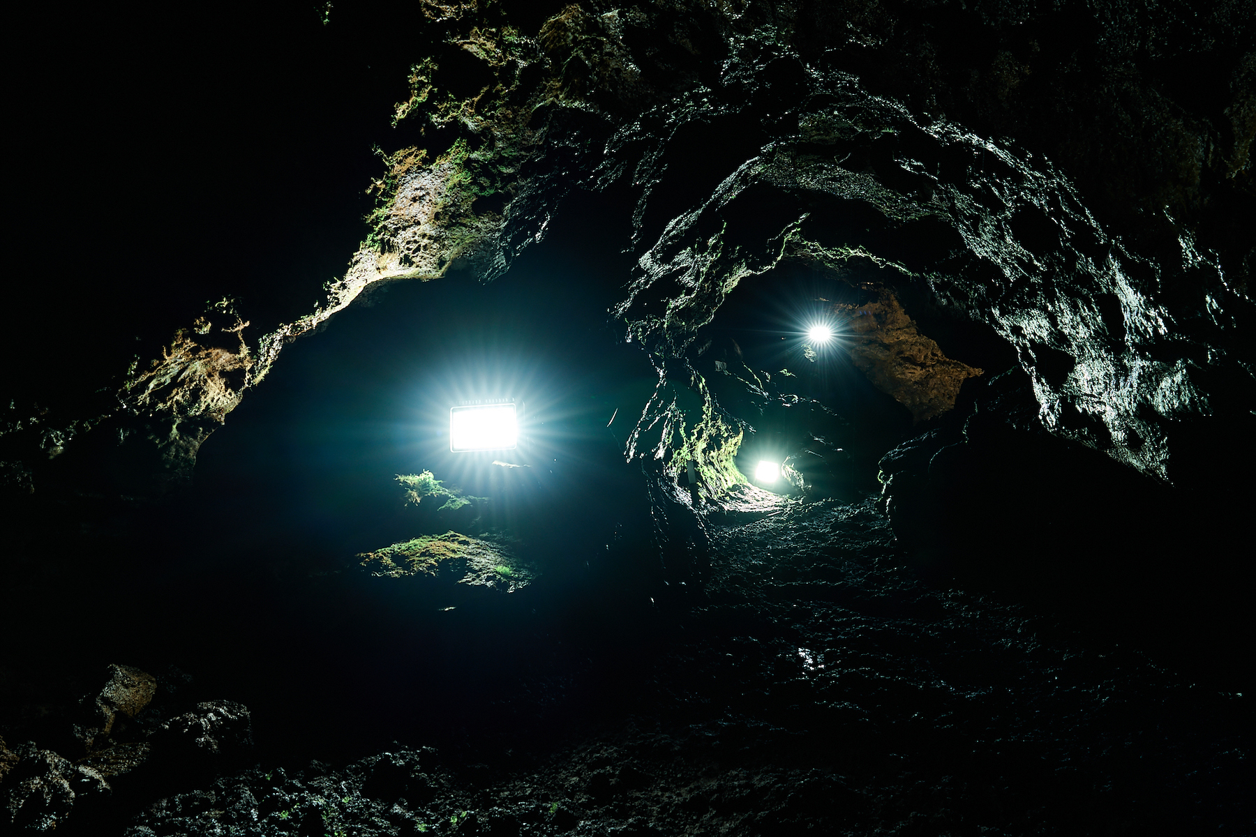 Ambiente lunar vai ser simulado numa gruta nos Açores durante uma semana