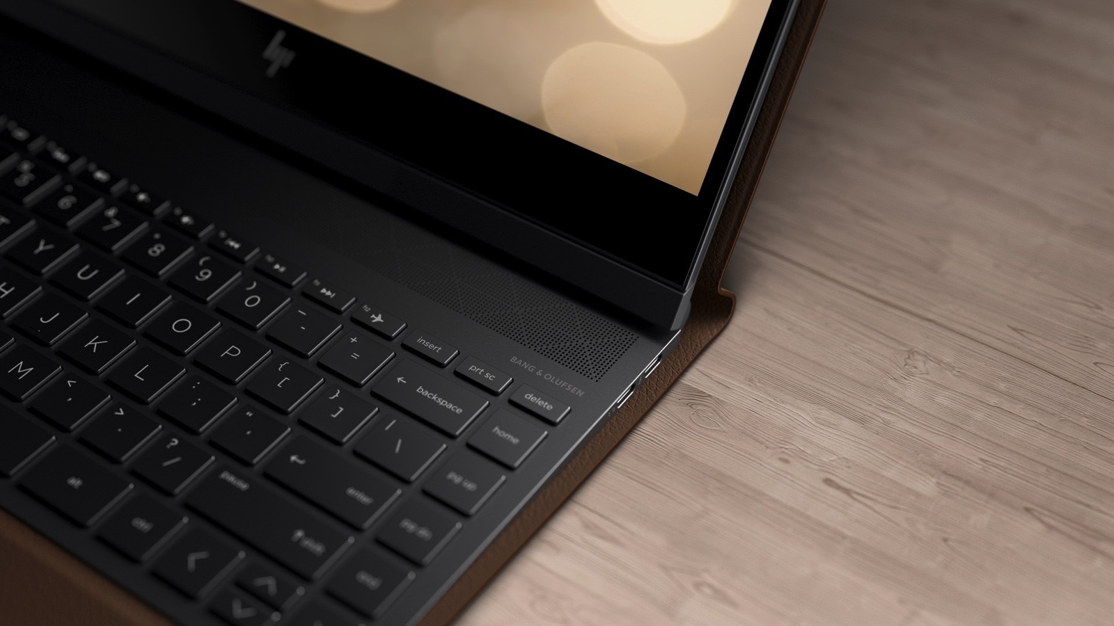 “Juro Joca”, “O mundo é bué cenas” e “É o que é”. Estes bonés com frases icónicas dão prendas de Natal perfeitas