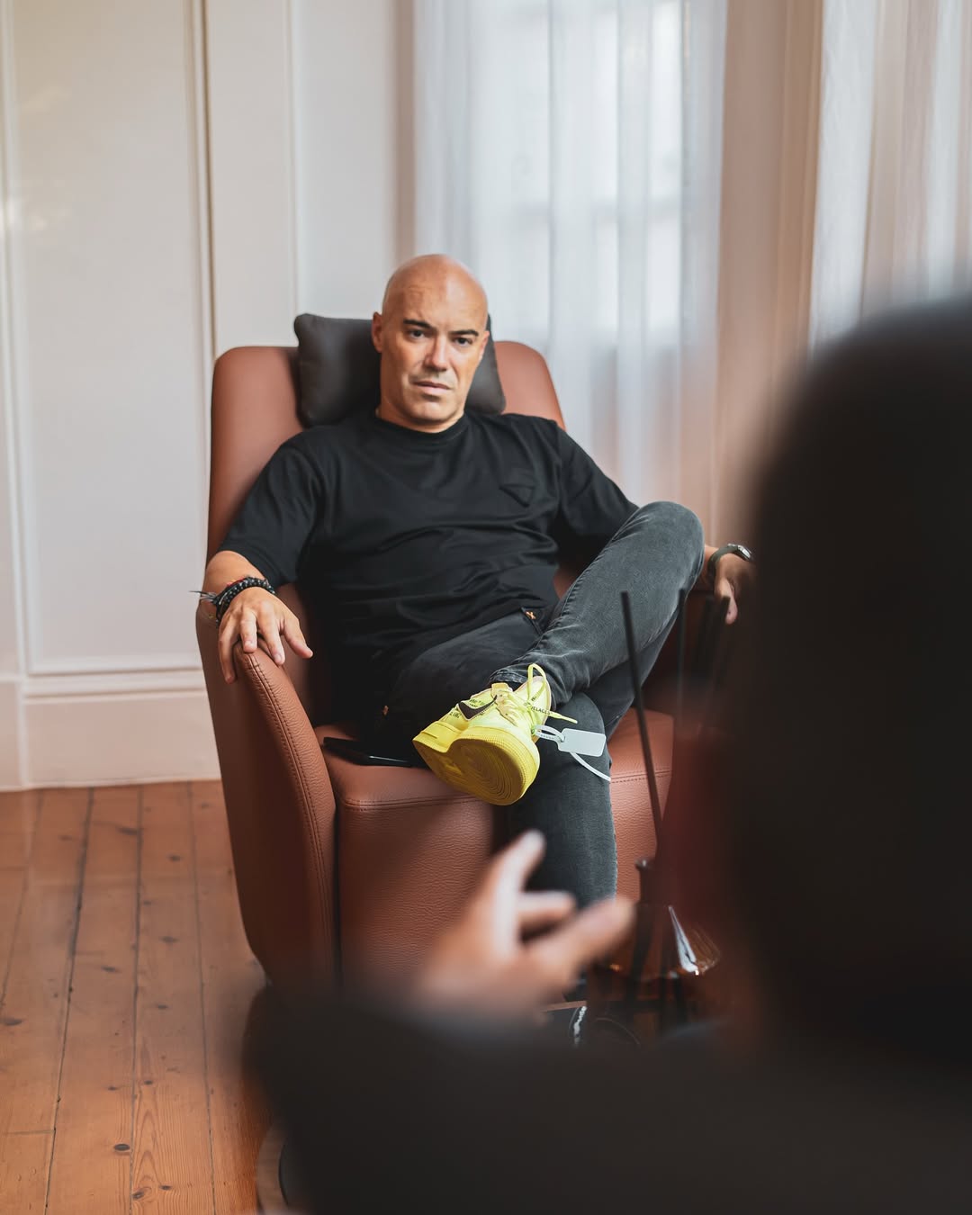 Celso Lascasas é acusado por empresário de “escravidão” e maus tratos aos funcionários — e já reagiu