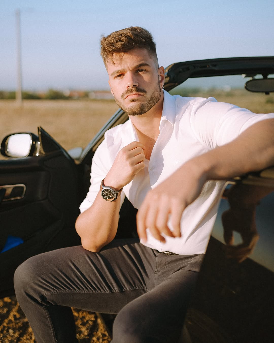 João do “Secret Story” faz suspirar as redes sociais. 15 fotos bombásticas do profissional de wrestling