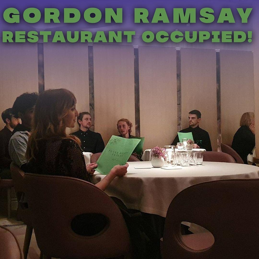 Restaurante de Gordon Ramsay invadido por ativistas. “É o exemplo perfeito da desigualdade”