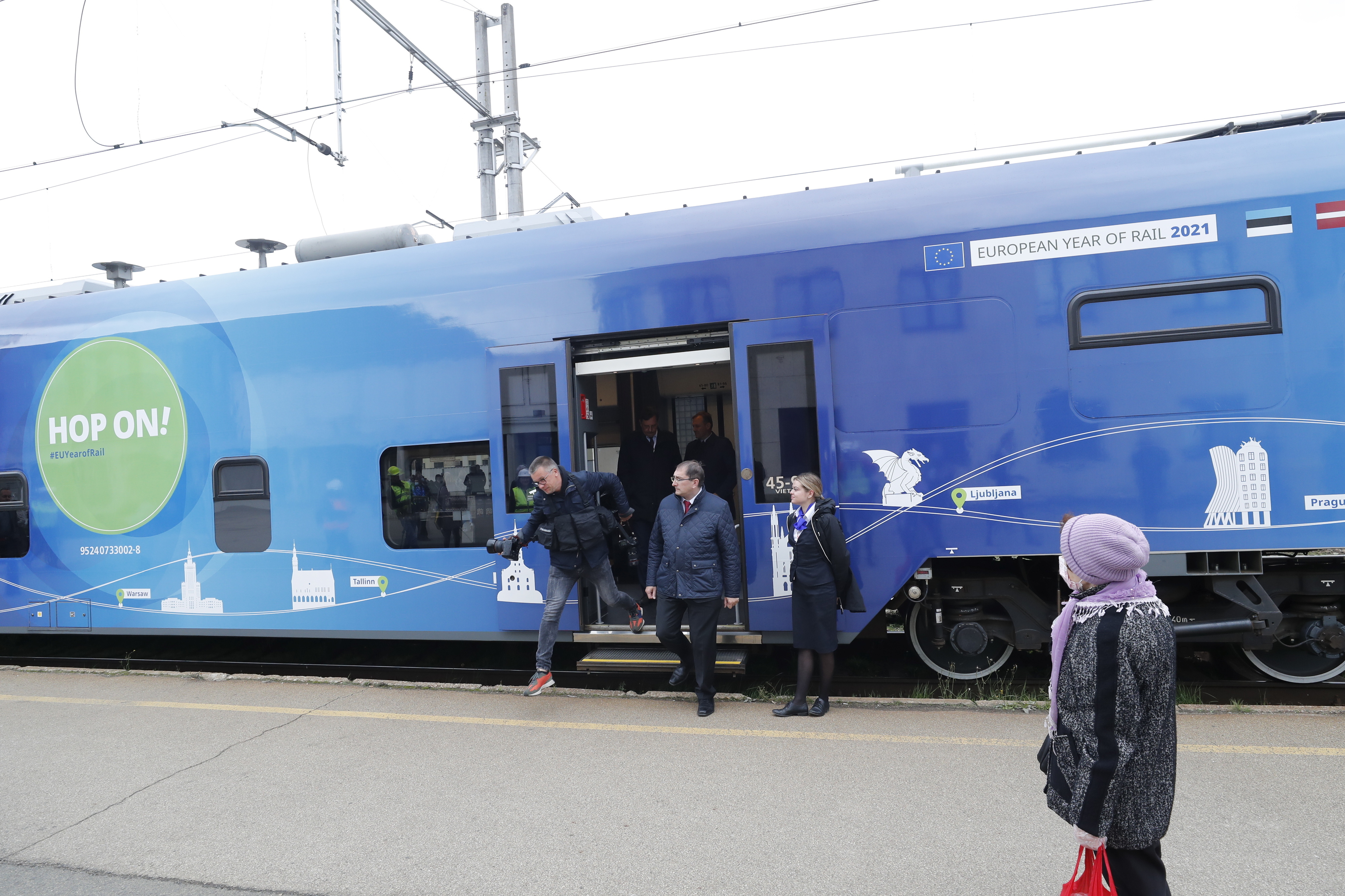 ‘Connecting Europe Express: Comboio europeu chega a Paris após viagem de 36 dias com partida em Lisboa