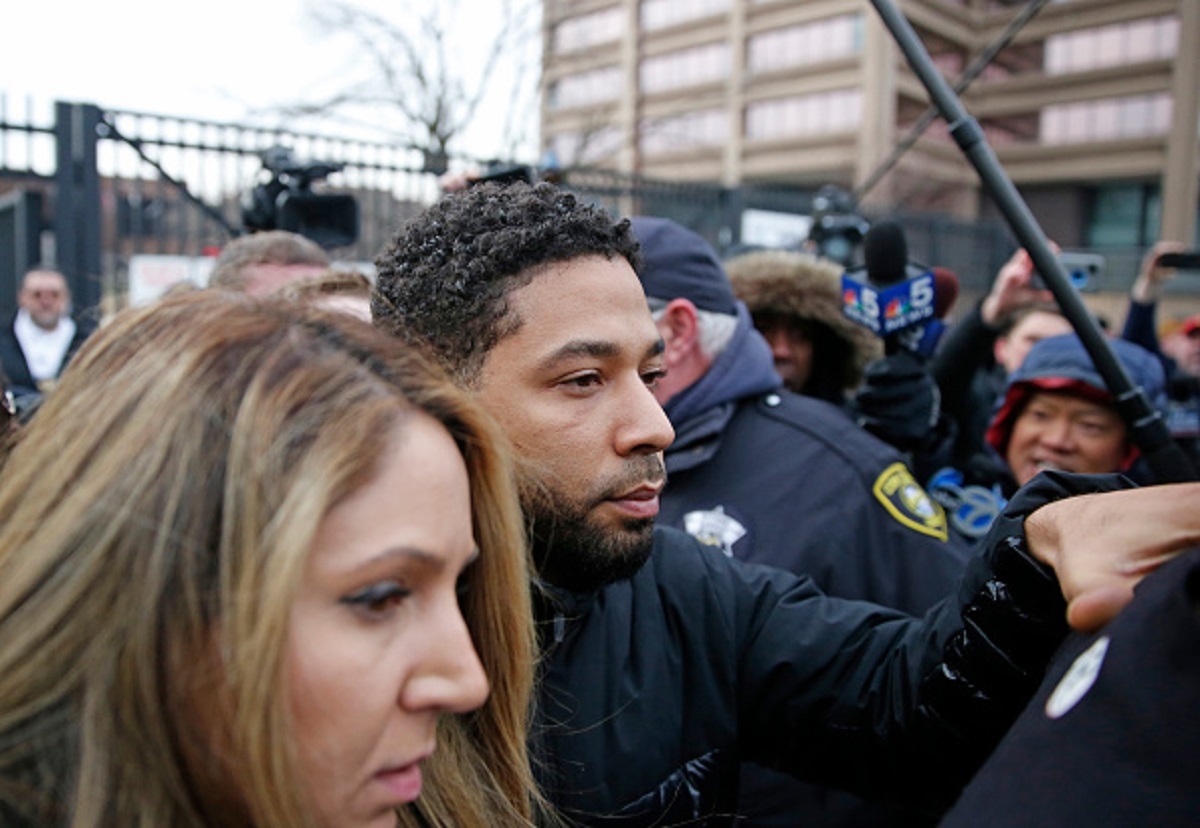 Acusado de encenar um ataque racista, Jussie Smollett é afastado de “Empire”