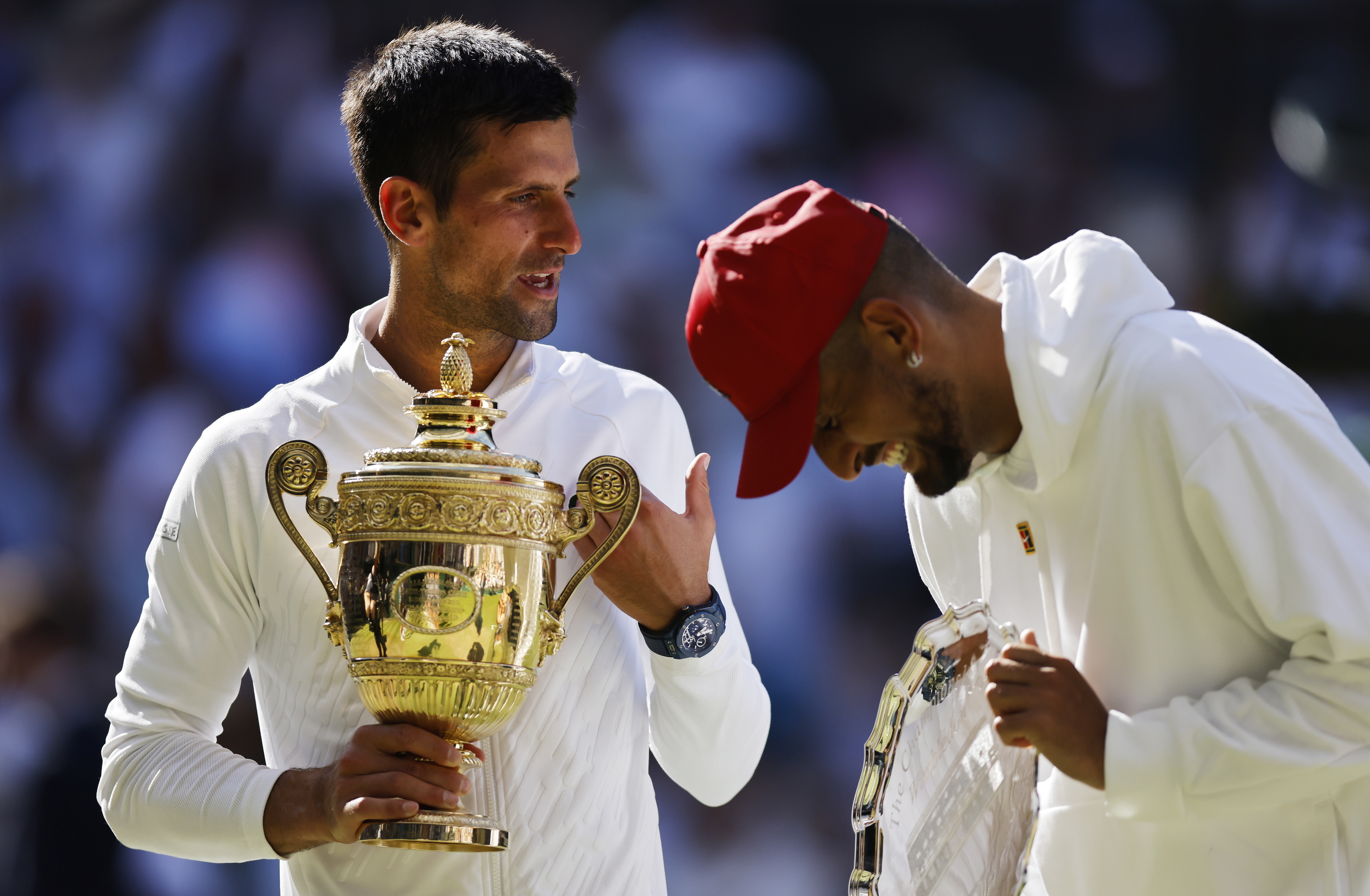 Novak Djokovic: É inacreditável ganhar dois jogos e ainda ter de esperar