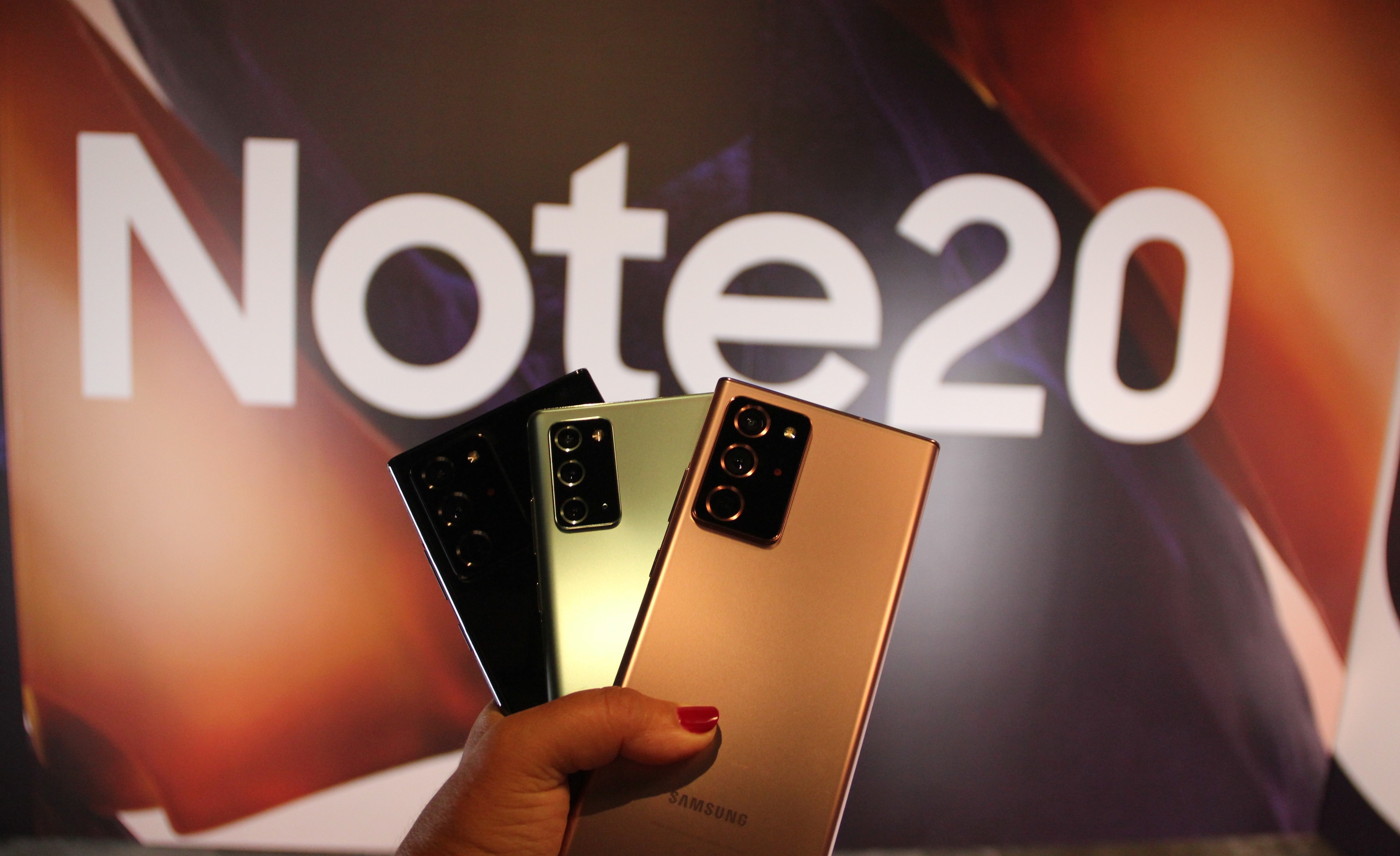 Primeiras impressões: Os novos Samsung Galaxy Note 20 estão cada vez mais perto de “arrumar” o PC no bolso