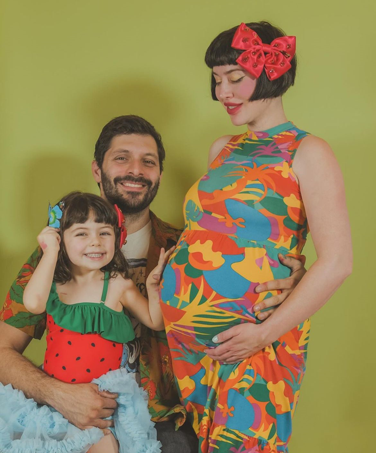 Filha de influenciadora tinha um movimento estranho no olho. Aos 4 anos, foi diagnosticada com um tumor cerebral raro