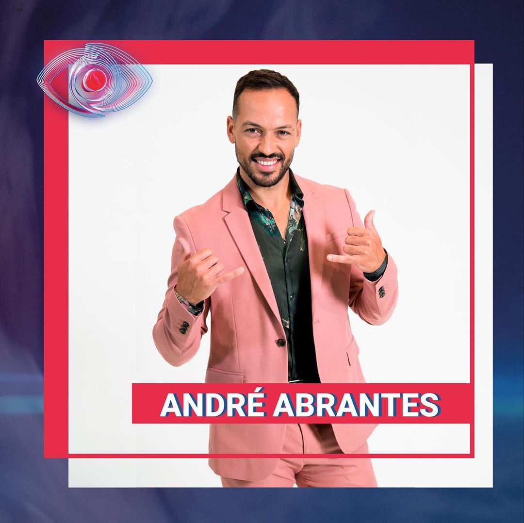 “BB – A Revolução”. André namorou com uma crente da Igreja Maná