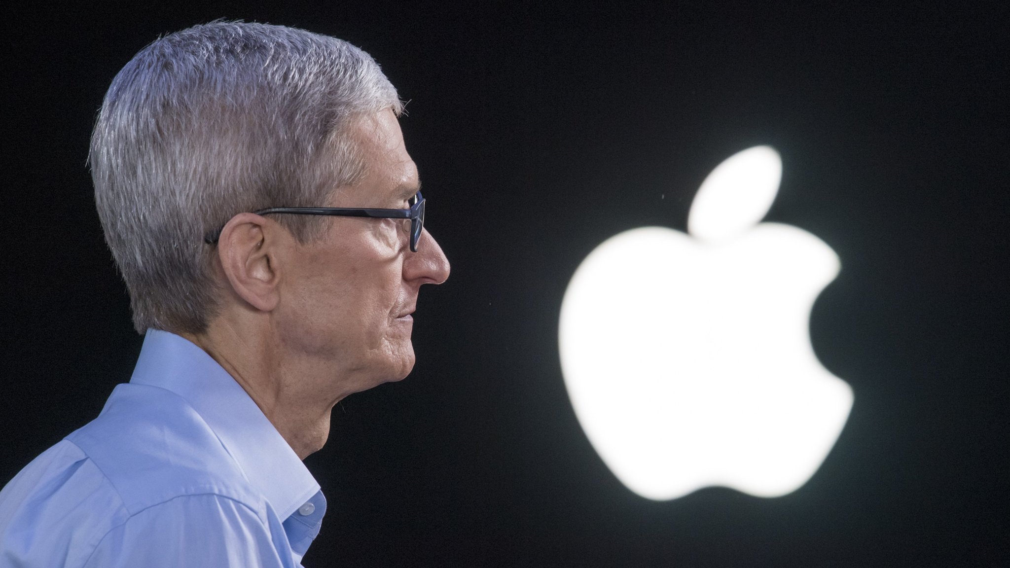 Nova variante e subida de casos de COVID-19 adiam regresso da Apple aos escritórios indefinidamente