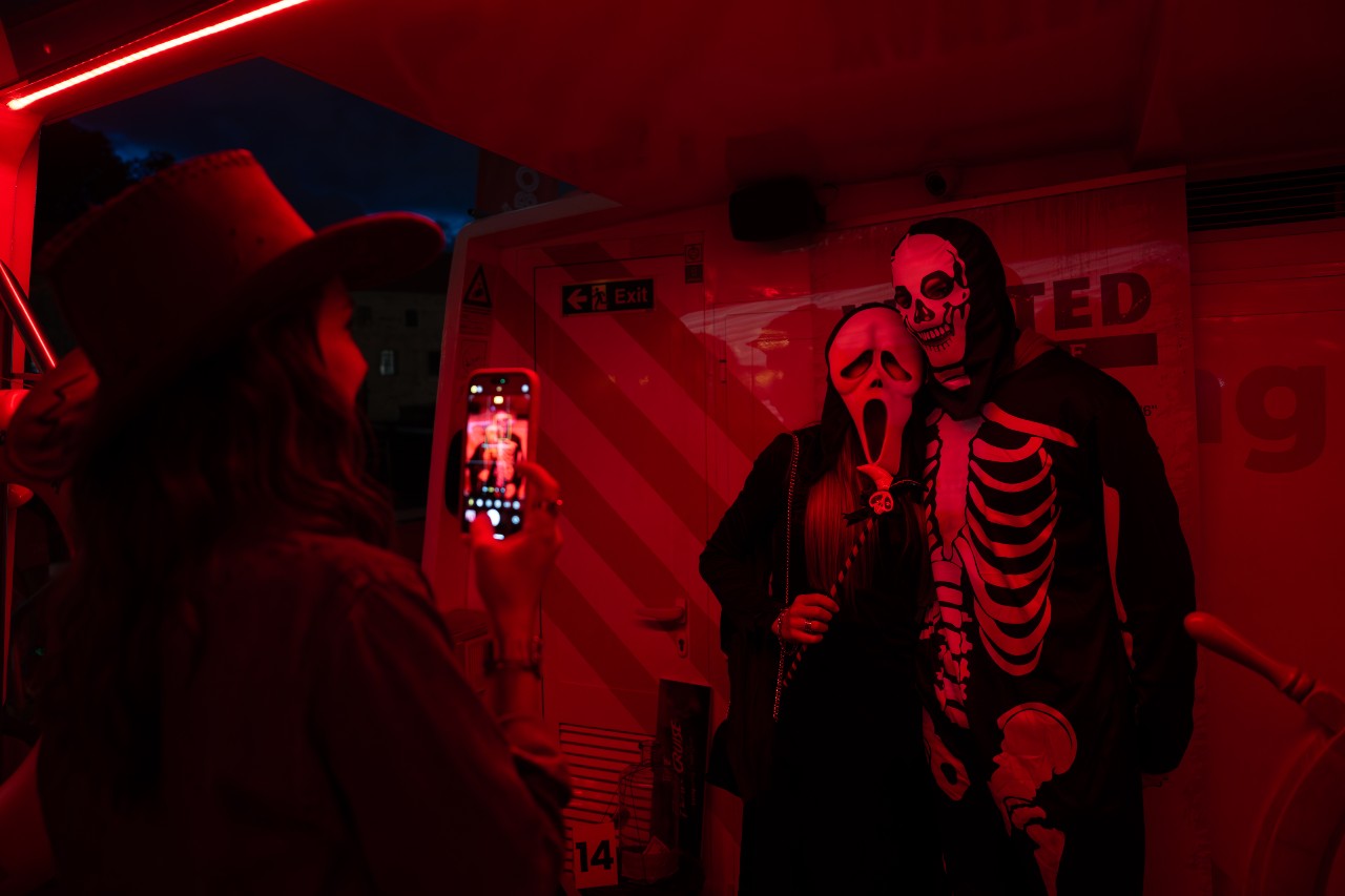 Filmes de terror das décadas de 80 e 90 são o mote desta viagem pelo rio Douro (e na noite de Halloween)