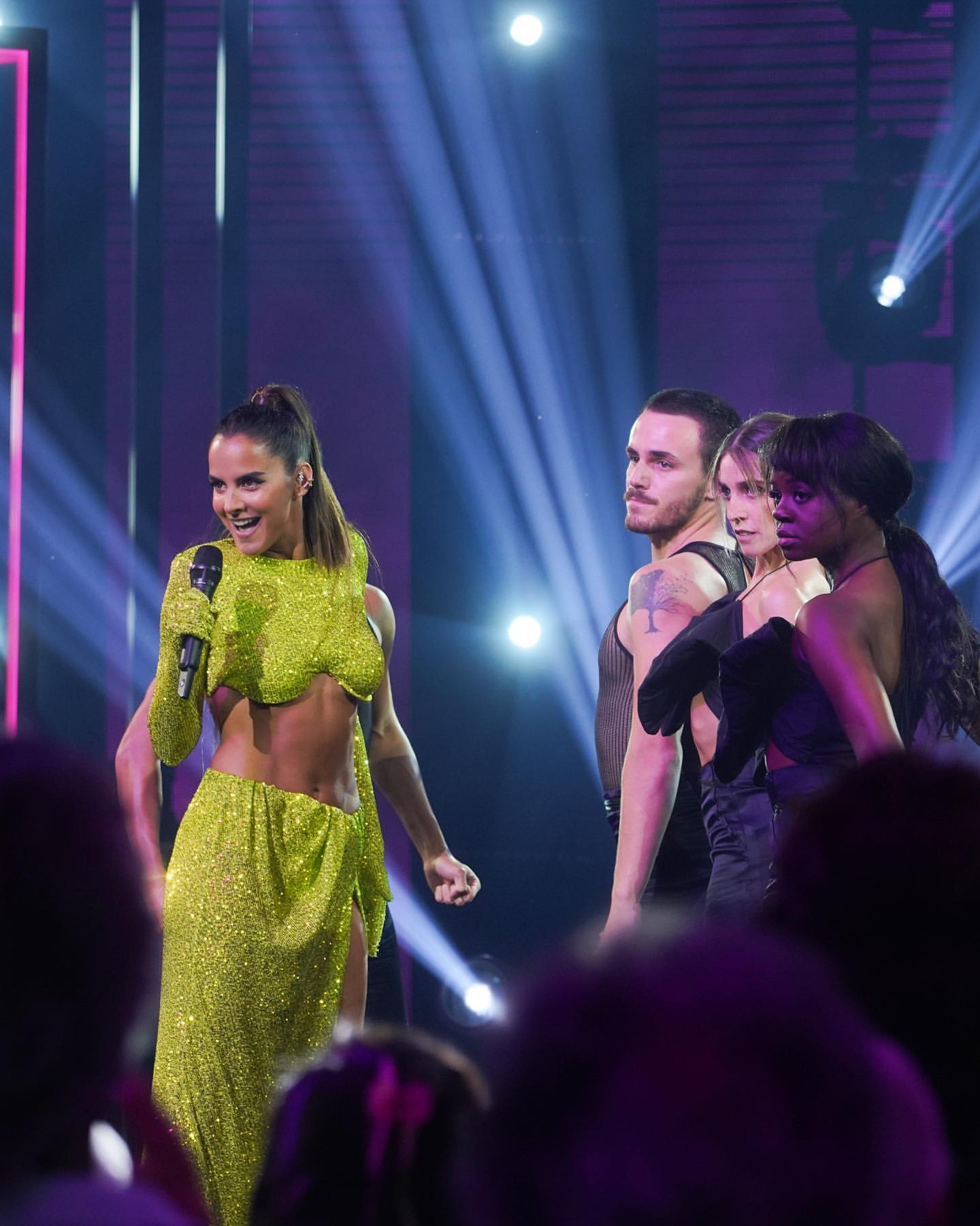 Descobrimos tudo sobre o look de Sara Matos e é oficial: não estamos a saber lidar com tanto brilho