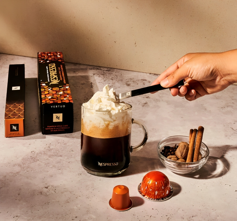 7 maneiras de adoçar o outono com um pumpkin spice latte, a bebida com mais pinta da estação fria