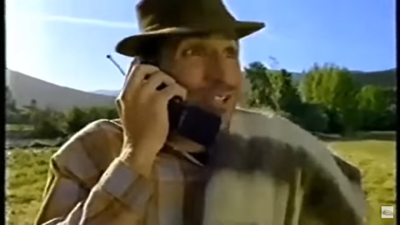 Lembra-se do pastor que dizia “Tou xim?” no anúncio da Telecel? Mudou de sexo e vai revelar tudo na TVI