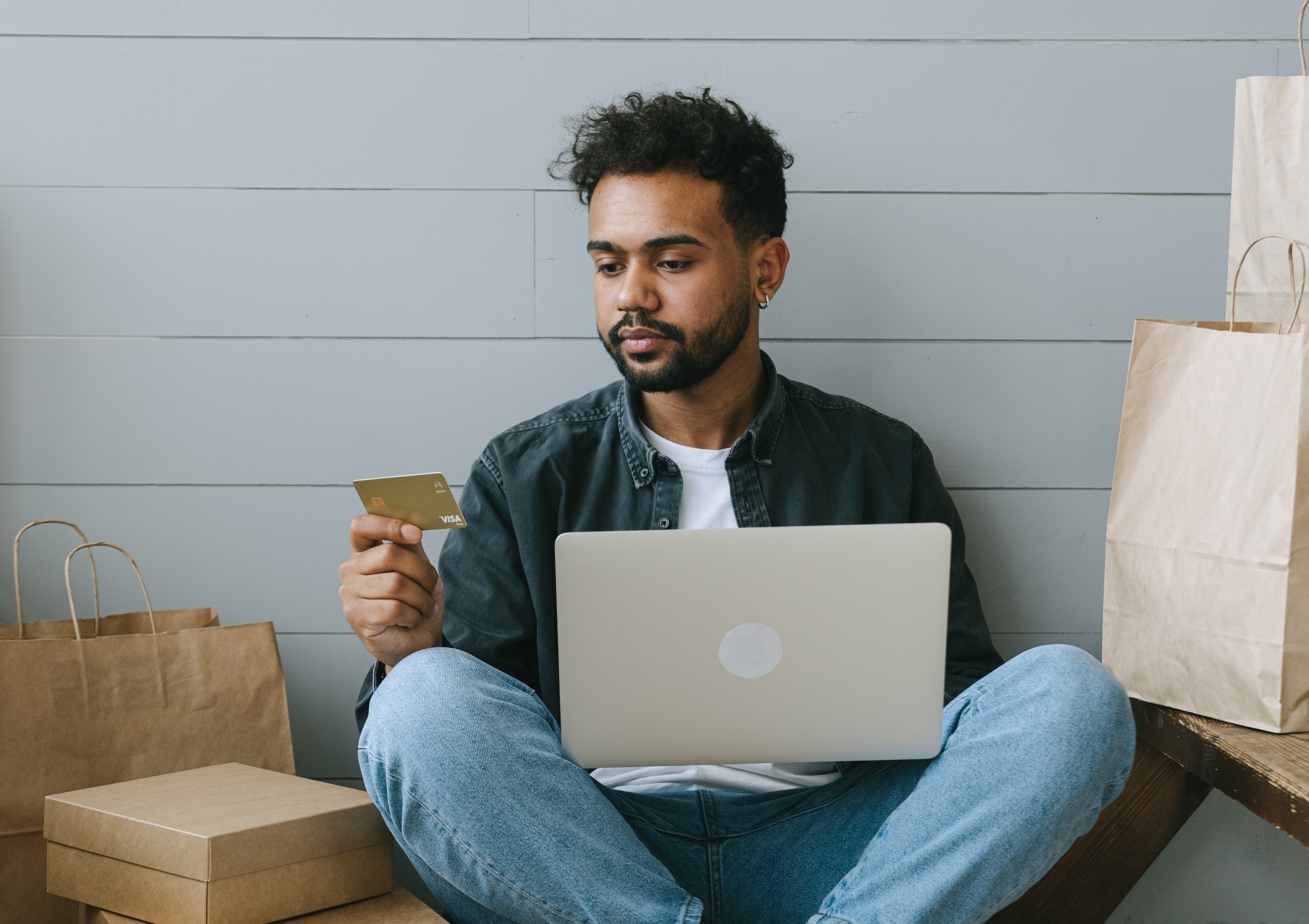 Direção Geral do Consumidor recomenda “prudência e atenção” durante a Black Friday e Cyber Monday