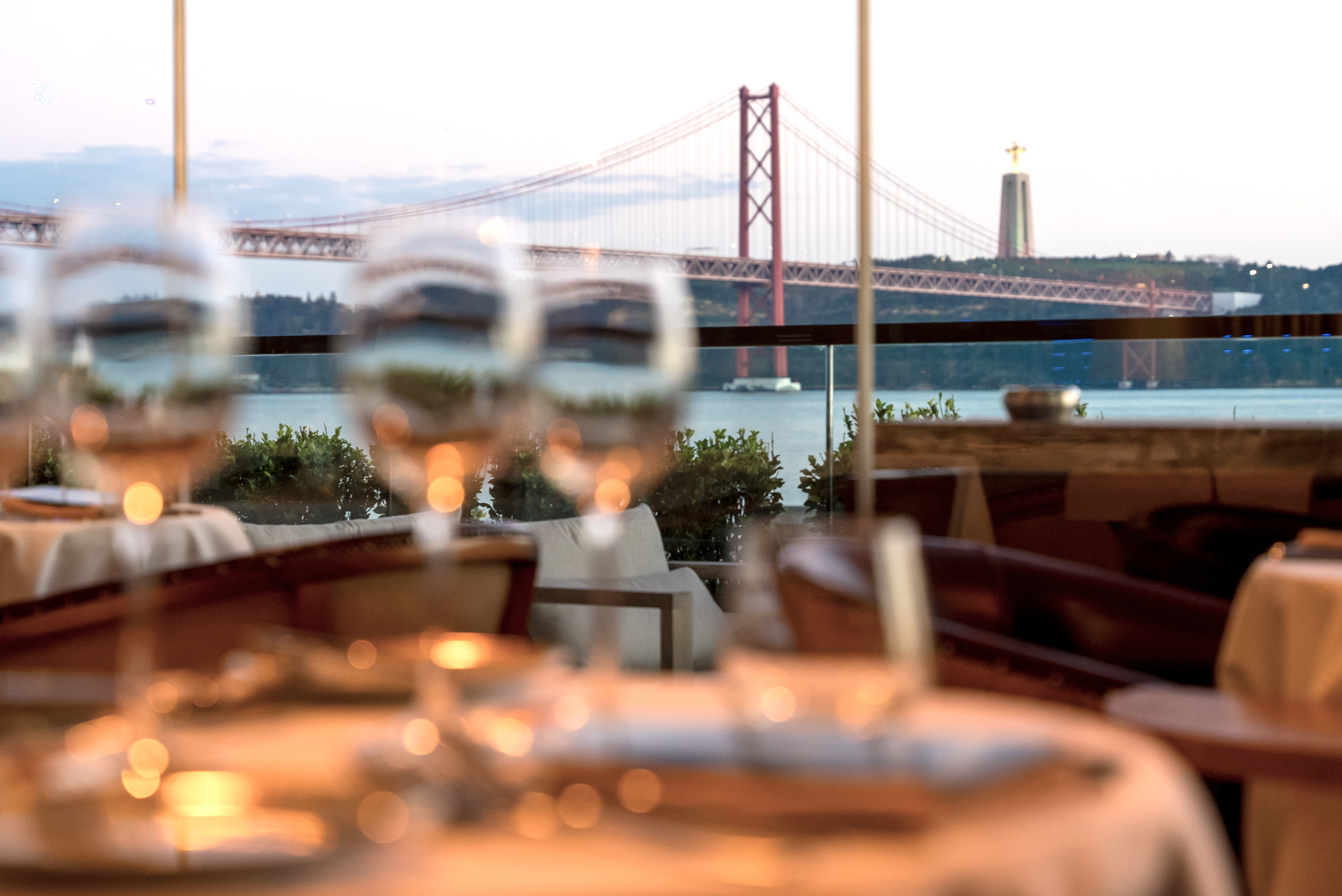 Já pode fazer uma pausa do trabalho com a melhor vista de Lisboa. SUD tem novos menus de almoço