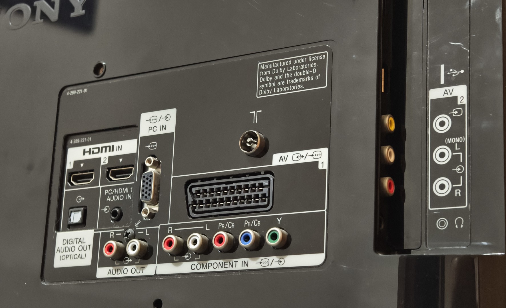 O namorado adormeceu no comboio e ela passou 6 horas a conversar com o futuro marido. Entenda