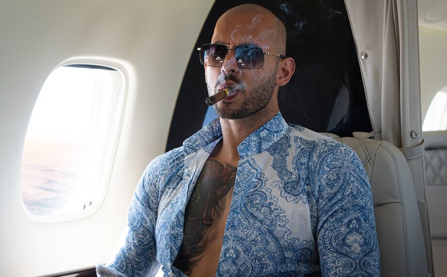 Andrew Tate foi expulso do Facebook e do Instagram. A causa? Discurso de ódio contra as mulheres