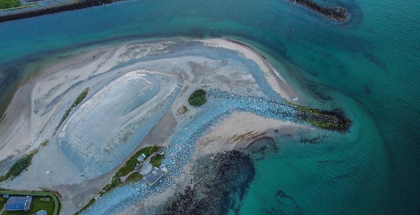 Será um porto ou um golfinho? Marina de Pwllheli, no Reino Unido, apresenta formato peculiar