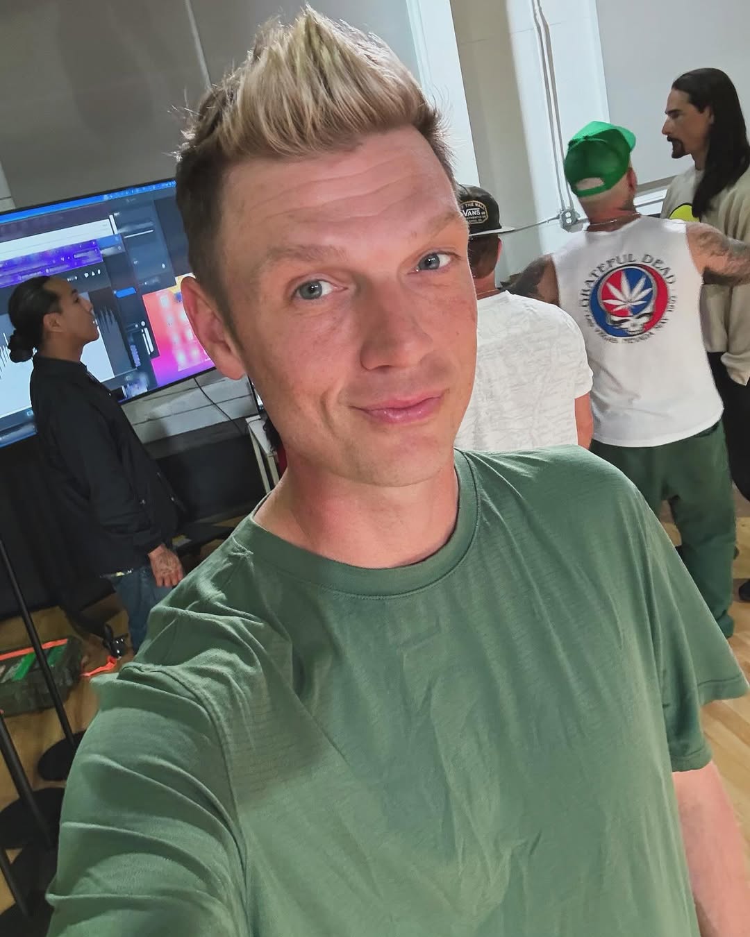 Nick Carter acusado de mais um crime de violação. Cantor terá transmitido uma DST que resultou em cancro da vítima