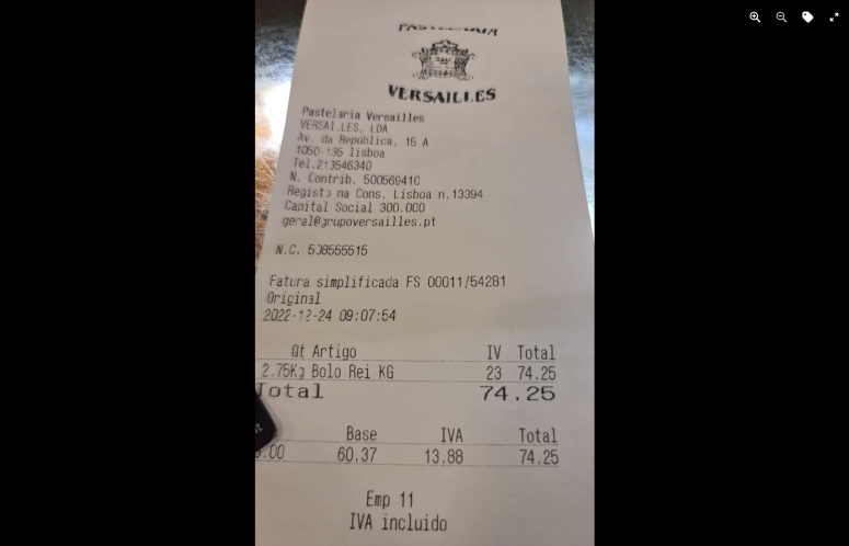 Pastelaria Versailles vende bolo-rei a 74€ e a internet está louca. Mas o preço é o de sempre