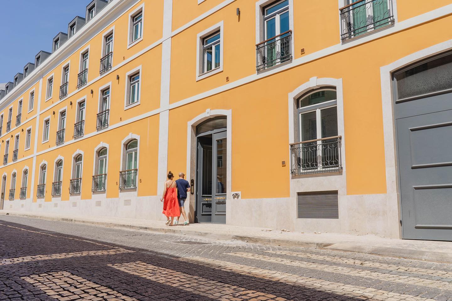 Grande produção da Netflix vai condicionar acesso a ruas e zonas de estacionamento em Lisboa