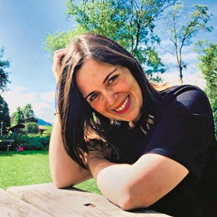 Mãe que envenenou o filho de 7 anos com clorofórmio encontrada morta na cadeia em Tires