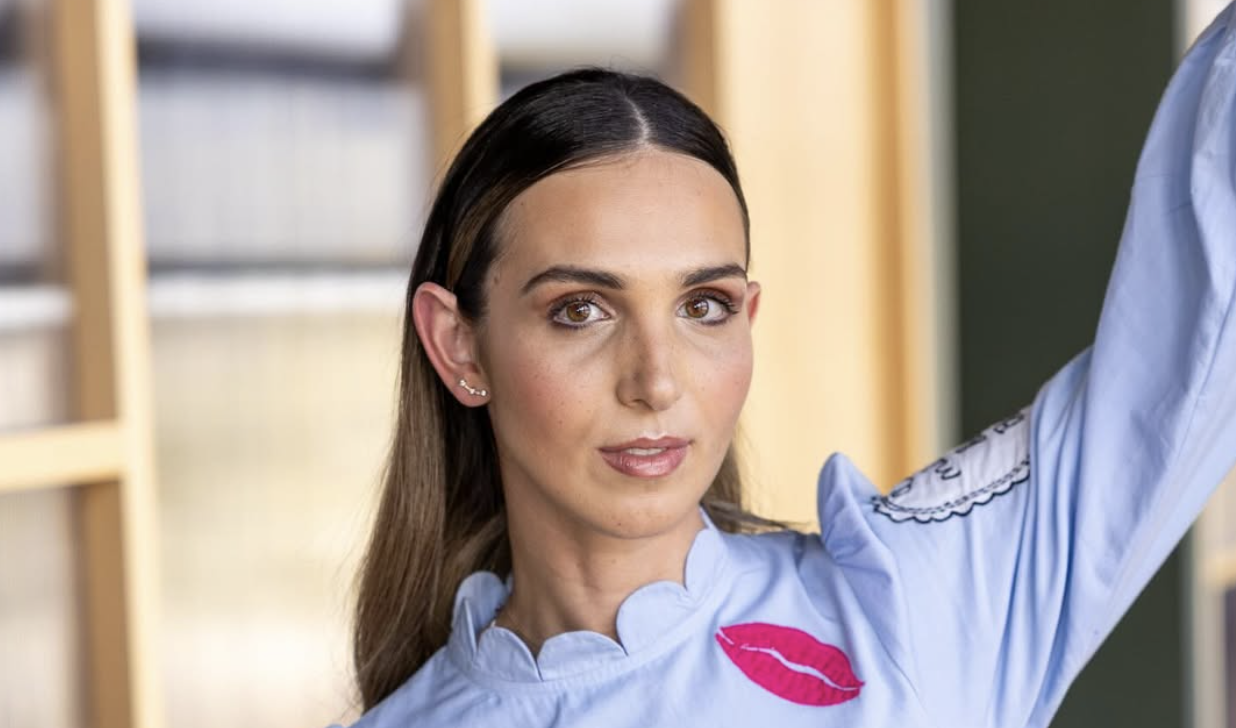 Empregada doméstica assaltou a influencer Rebeca Caldeira (a que goza com o marido beto)