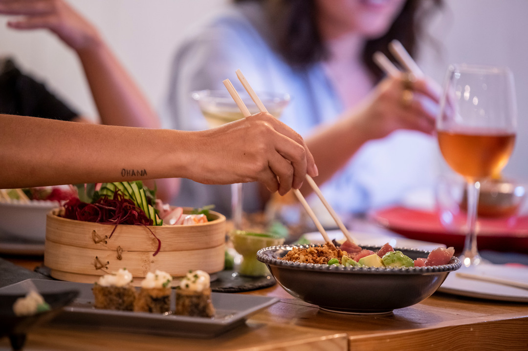Sushi dos Sá Morais. Esta quarta-feira, o vinho é por conta da casa  — só tem pagar a comida