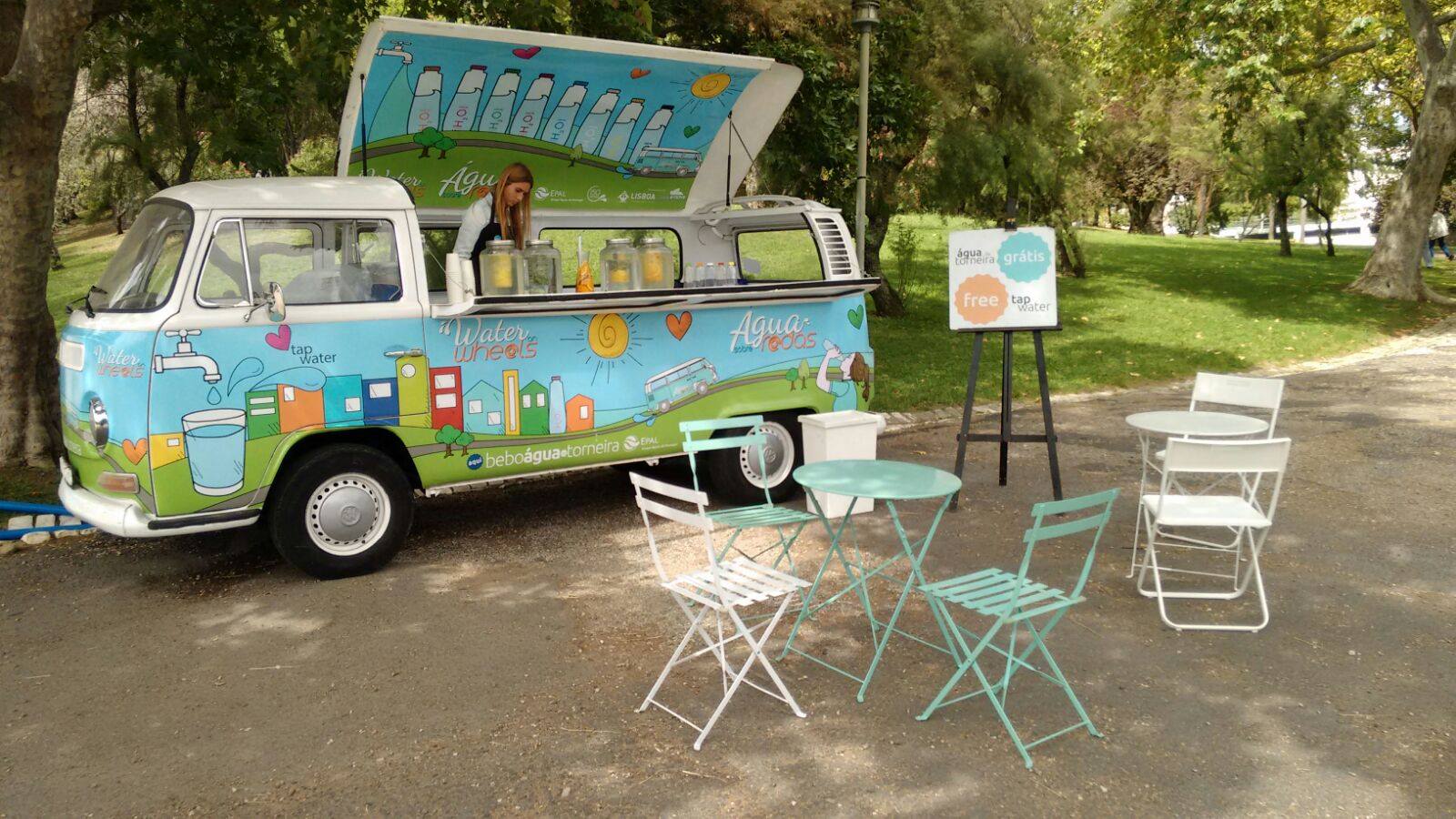 Carrinha da EPAL vai distribuir água da torneira pelas ruas de Lisboa
