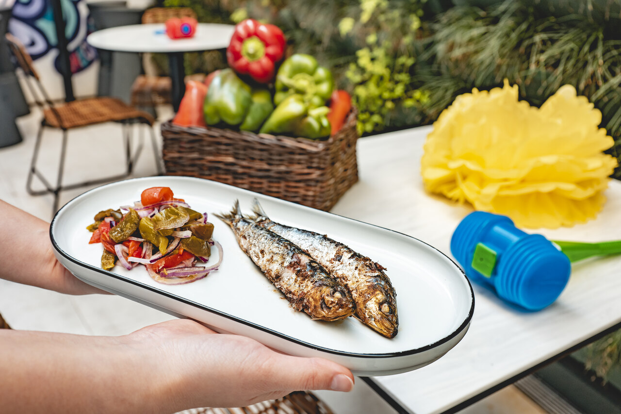 Agora festeja-se no Porto. O São João está a chegar ao Yotel com muita música e pratos tradicionais