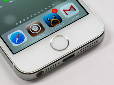 Atualização 7.1 do iOS deixa Portugal fora do serviço CarPlay