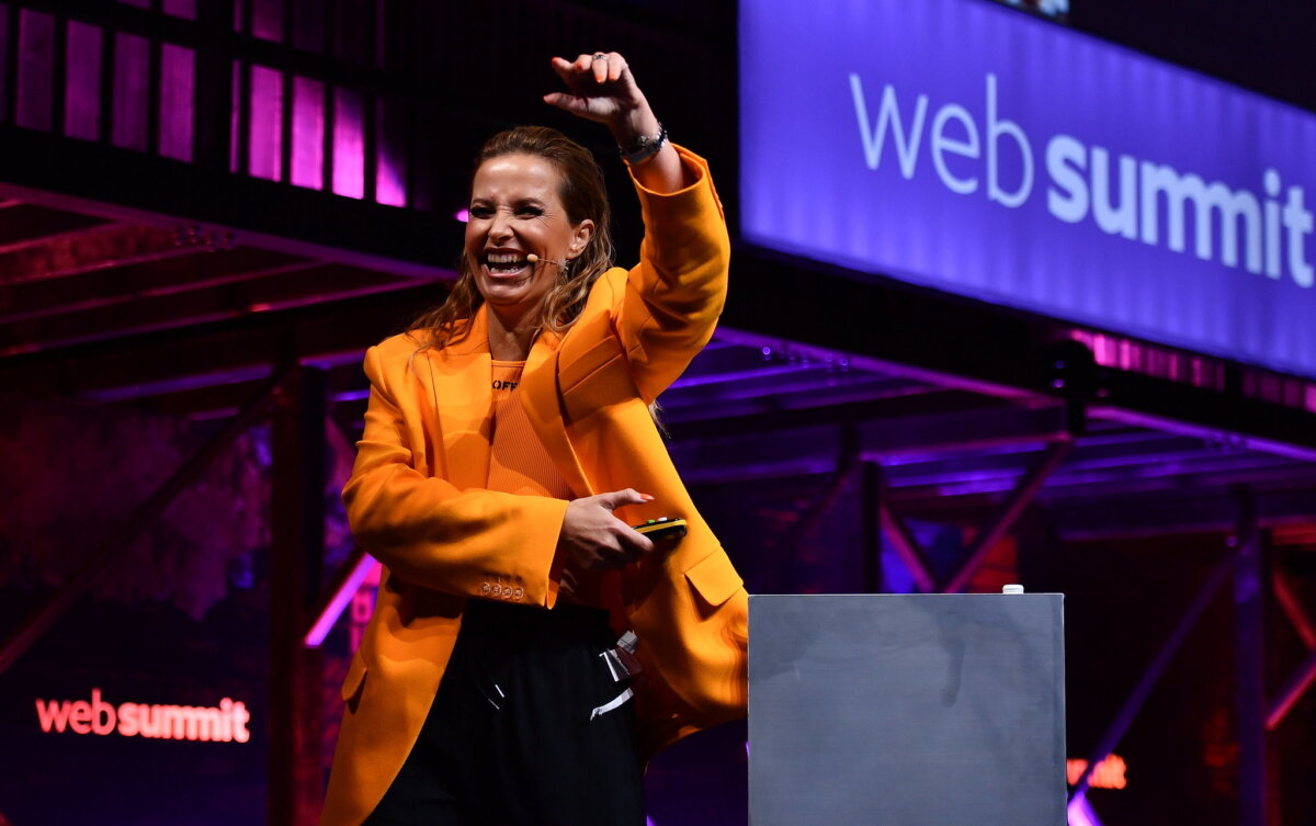 Cristina na Web Summit. “Uma mulher não precisa de se tornar num homem para ser bem sucedida”