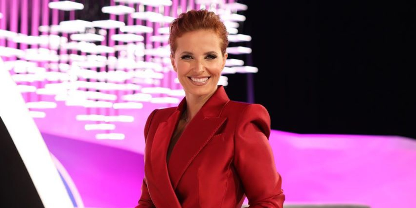 “Dia de Cristina”. Os looks da apresentadora em vermelho “de ir à luta”