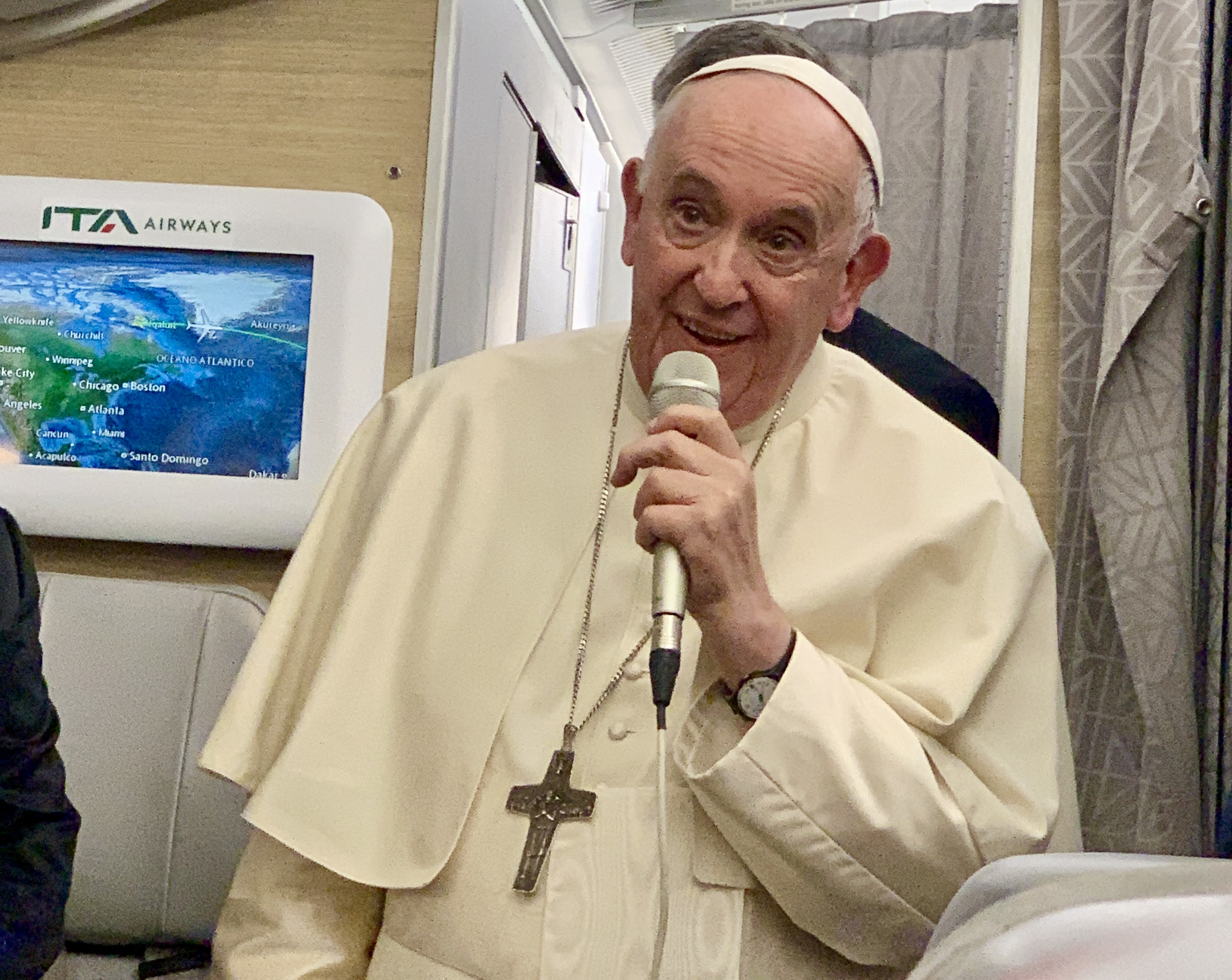 Papa deve falhar visita a Portugal. E pode mesmo resignar por questões de saúde