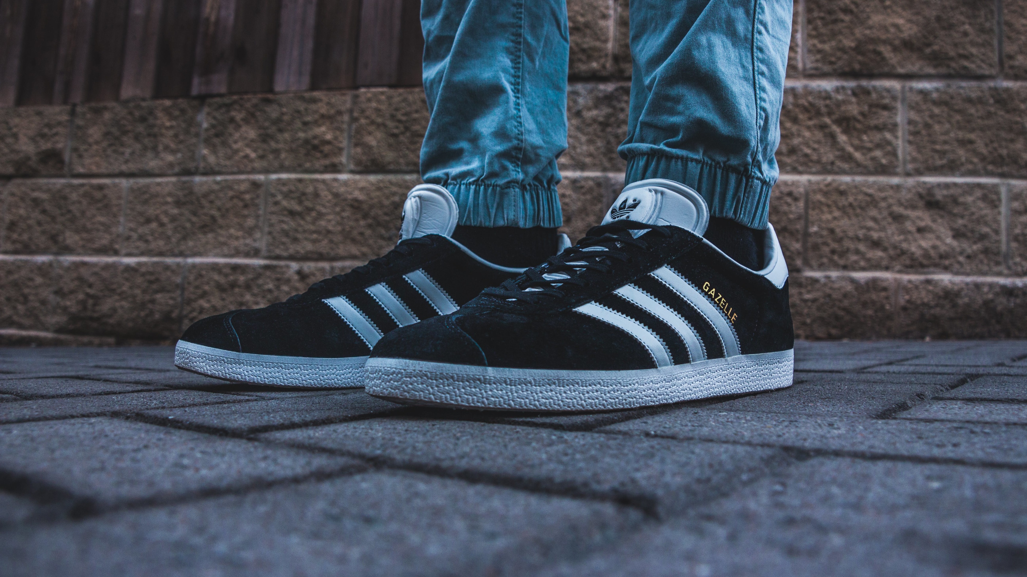 Gazelle, Cortez e muito mais. 13 pares clássicos de ténis para apostar neste inverno