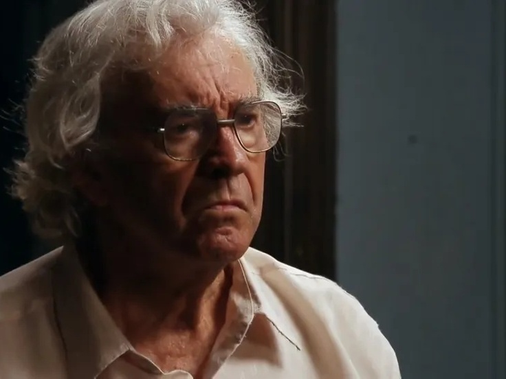 Morreu Juca de Oliveira. Icónico ator brasileiro de “Avenida Brasil” tinha acabado de fazer 91 anos