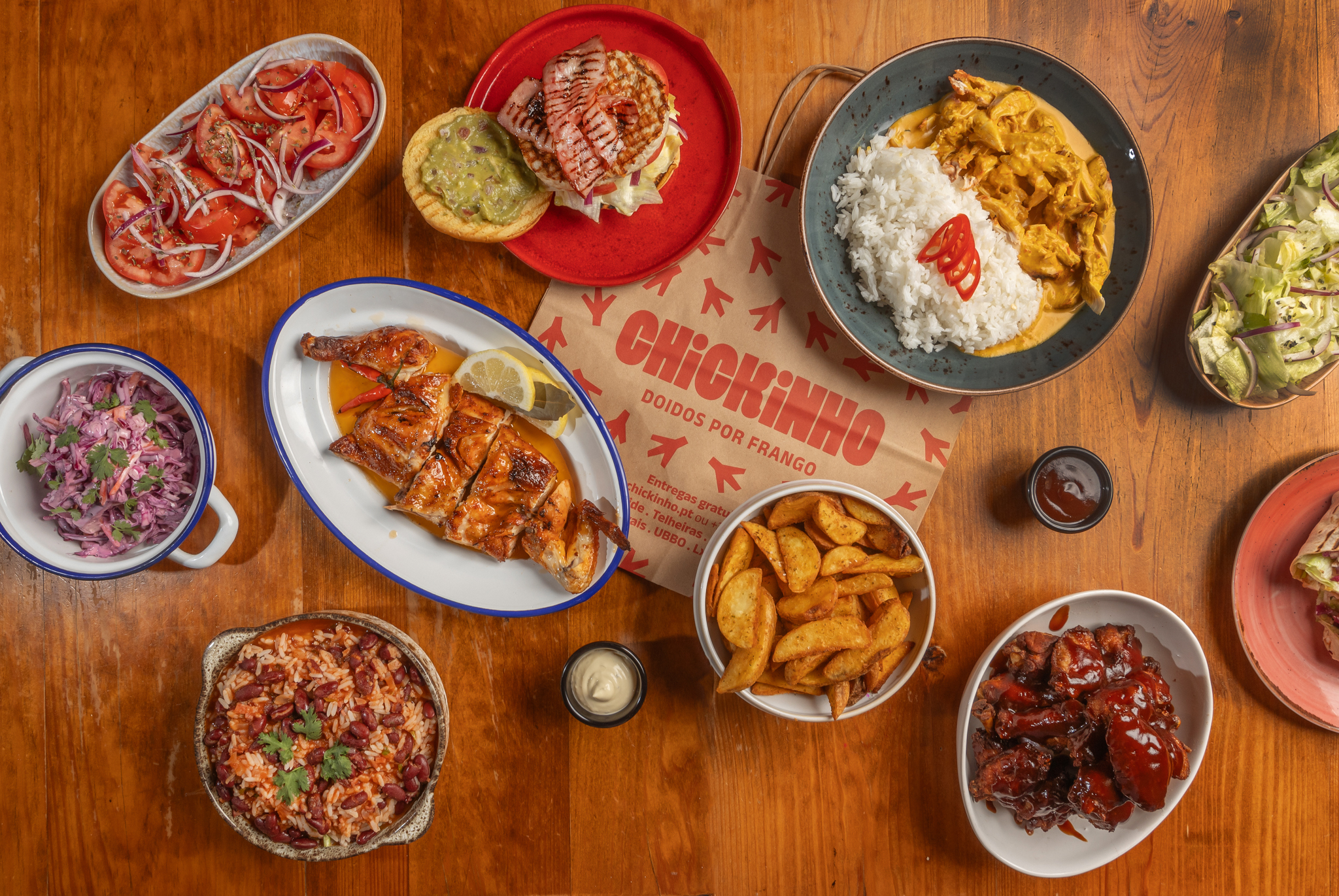 Chickinho, o “sítio porreiro”, já reabriu no LX Factory (e pode comer sentado à mesa)