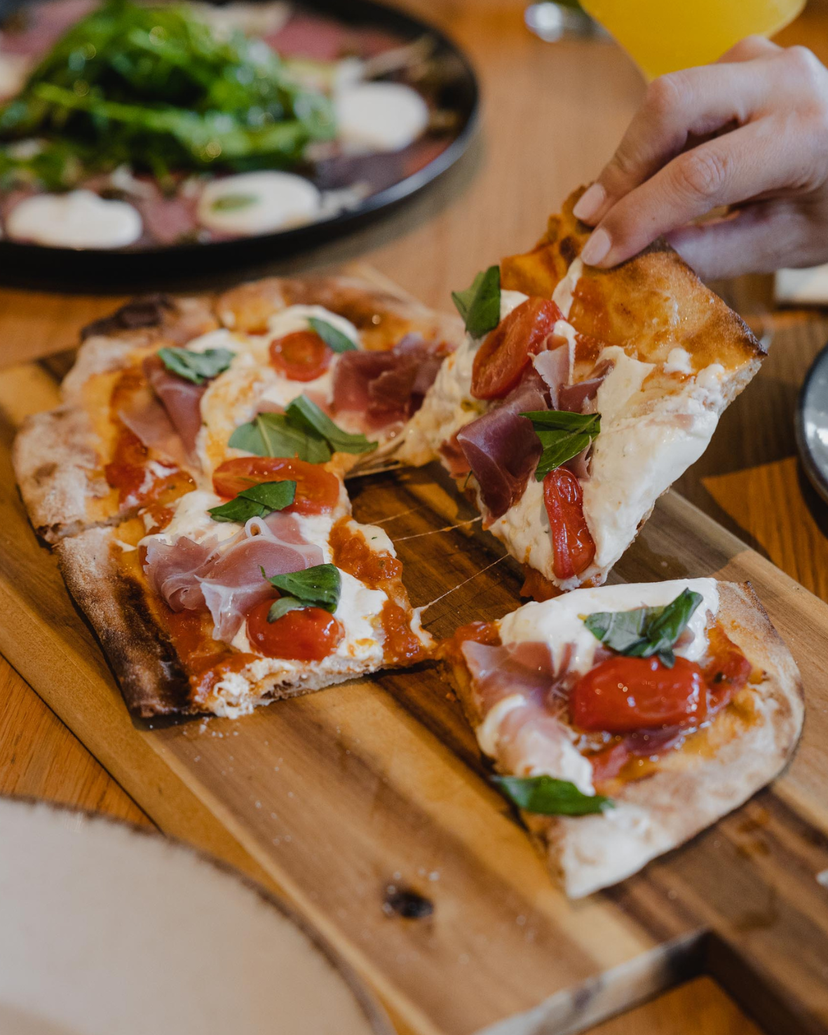 Alerta, fãs de comida asiática e italiana. Neste restaurante, podem juntar os dois na mesma mesa