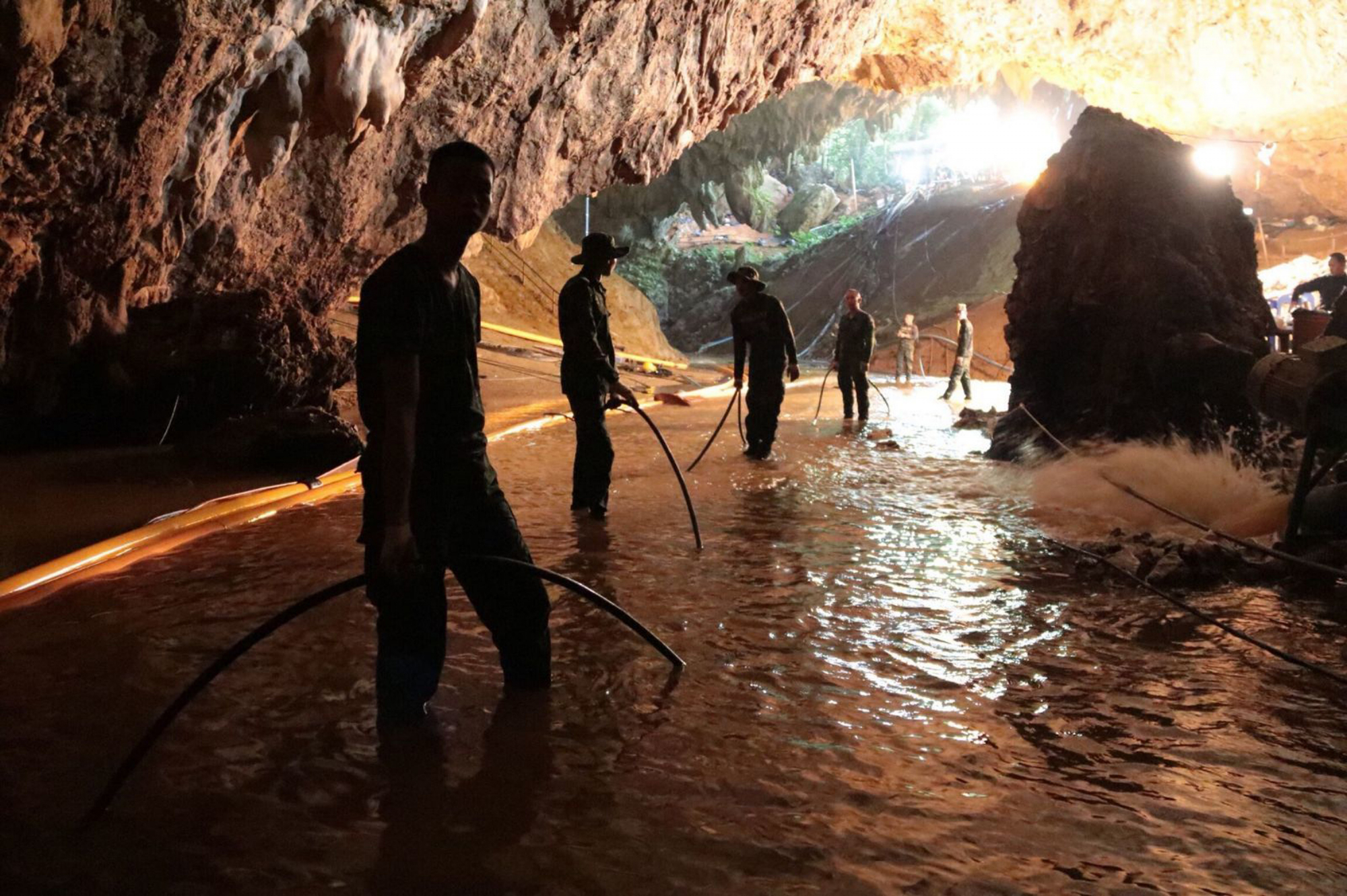 O resgate na gruta da Tailândia vai dar uma série da Netflix