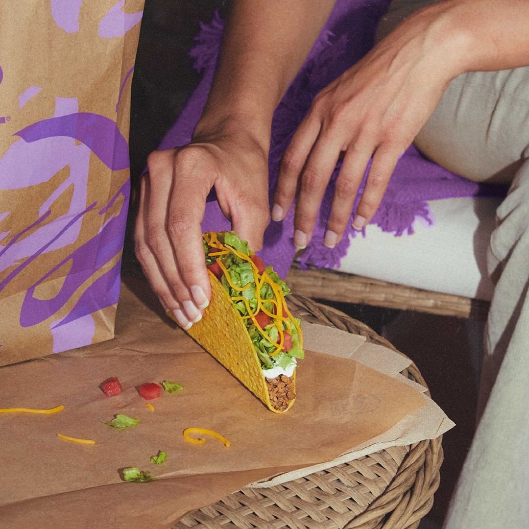 Festeje com comida mexicana: Taco Bell vai oferecer tacos aos caloiros universitários