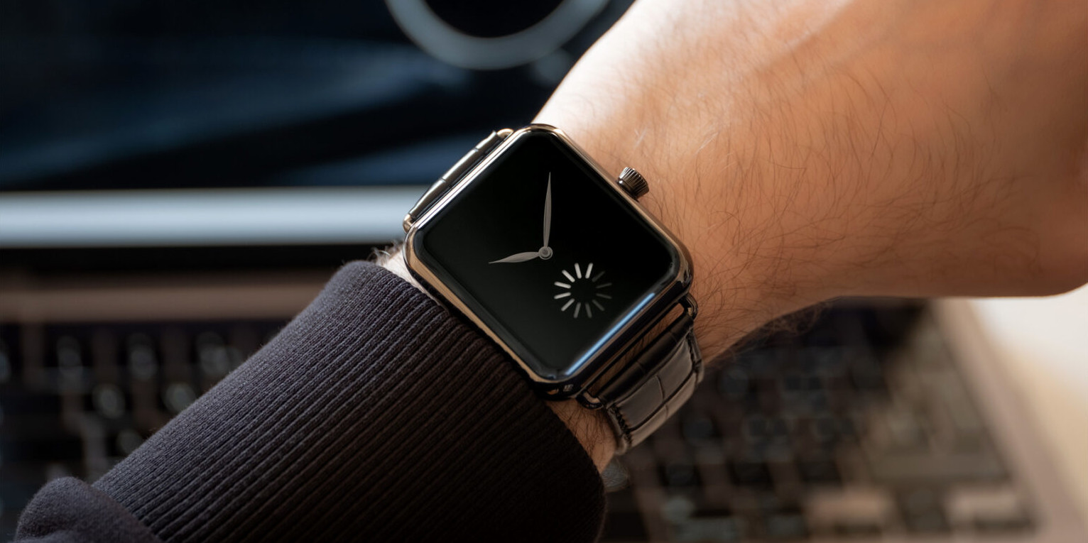 Clone de Apple Watch não tem funcionalidades inteligentes e é todo mecânico. Mas custa 30.800 dólares