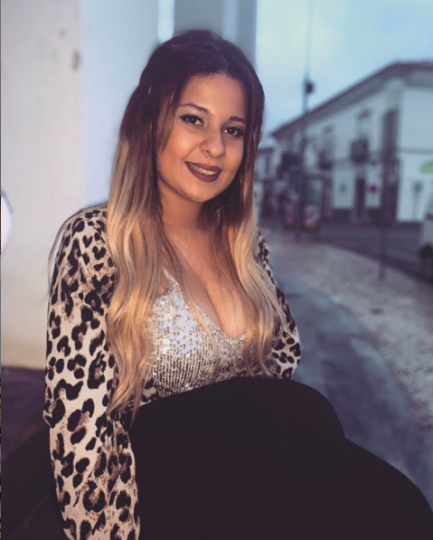 Bronca com concorrente cigana do “Big Brother”. “Ela não é cigana e a família dela tem uma vivenda com piscina”, acusa amiga