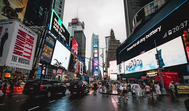 Citywalks: com este site pode percorrer as ruas de quase 40 cidades (à noite ou de dia)