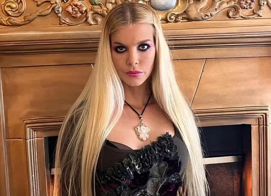 Falsa guru espiritual condenada a 8 anos de prisão. Em causa estão acusações de tráfico humano