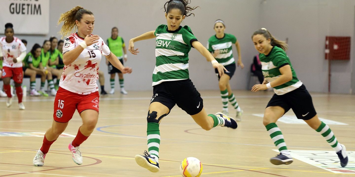 Leões Porto Salvo-Sporting CP e SL Benfica-Novasemente agitam Liga feminina de futsal