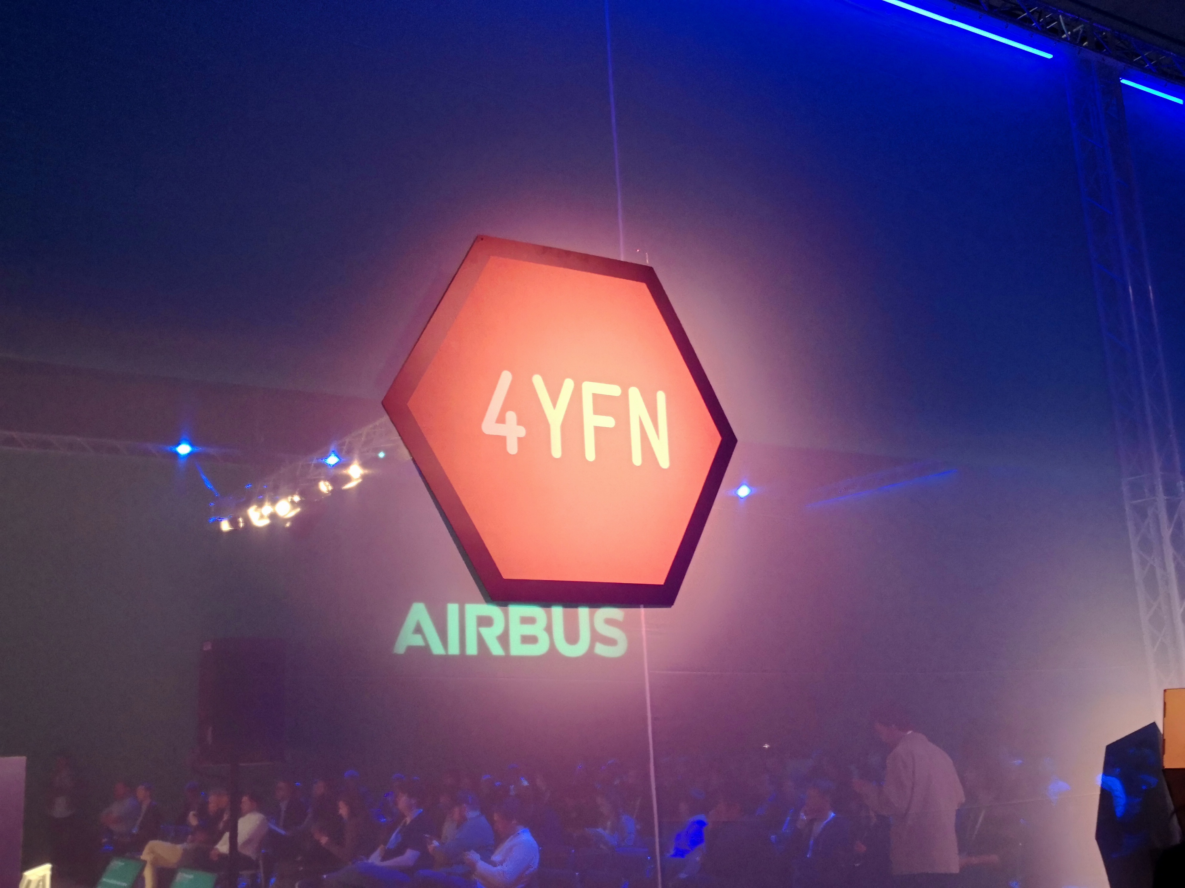 Miguel Cristovinho sobre a experiência de ser pai solteiro. “Estou aqui a aprender”